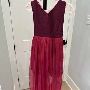 Elegant Burgundy Sleeveless Dress